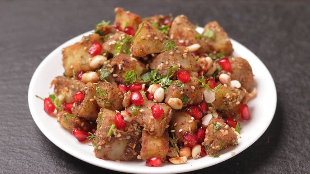 Winter Season Recipe: सर्दी के मौसम में बनाएं शकरकंदी की चाट, जानें विधि