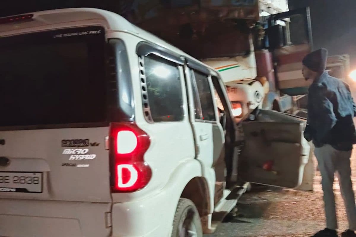 Road Accident In Lohardaga: लोहरदगा में BS कॉलेज के पूर्व प्रोफेसर समेत 4 की सड़क हादसे में मौत