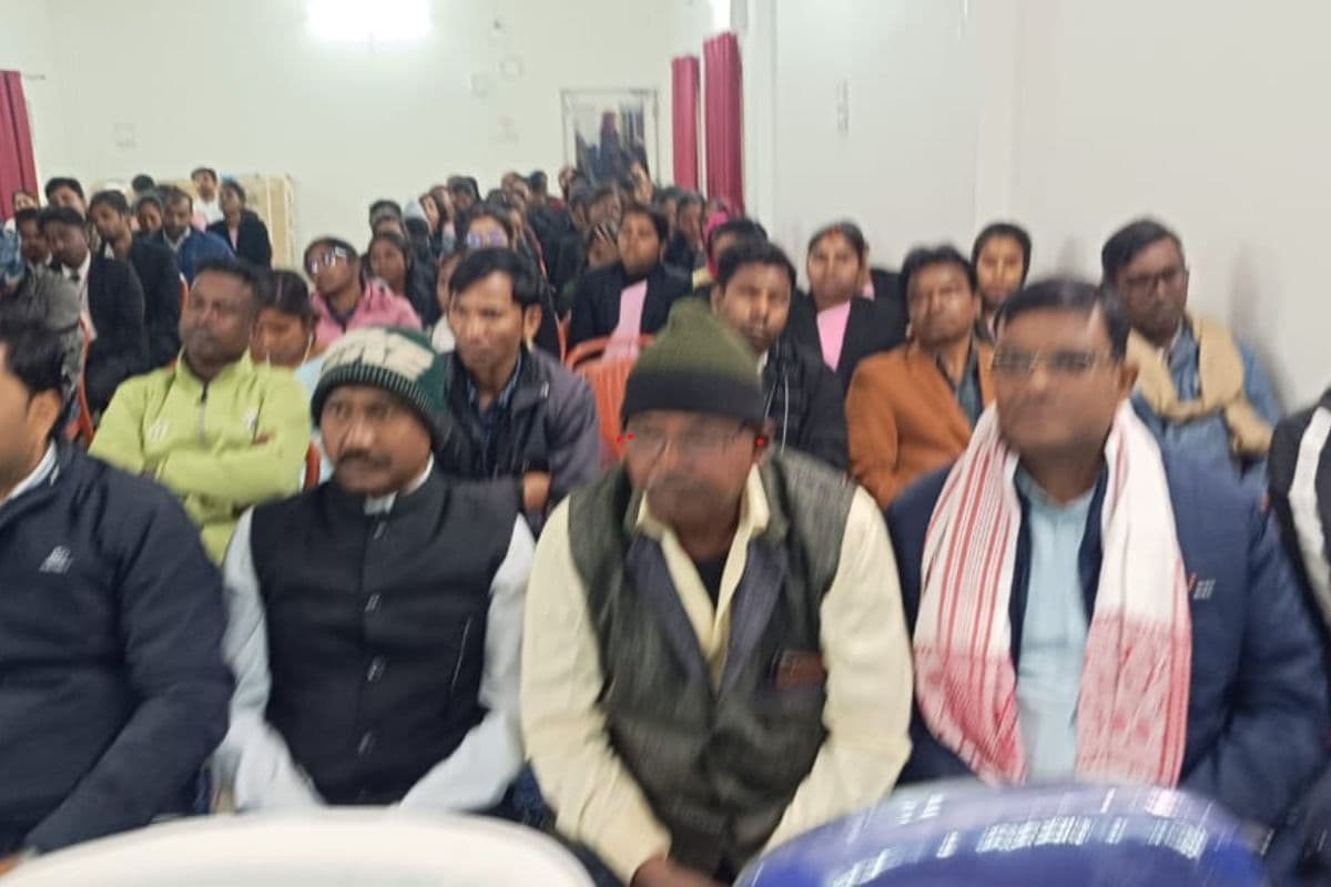 रामगढ़ में इप्टा के राष्ट्रीय सचिव शैलेंद्र कुमार बोले- कला और साहित्य का संरक्षण जरूरी