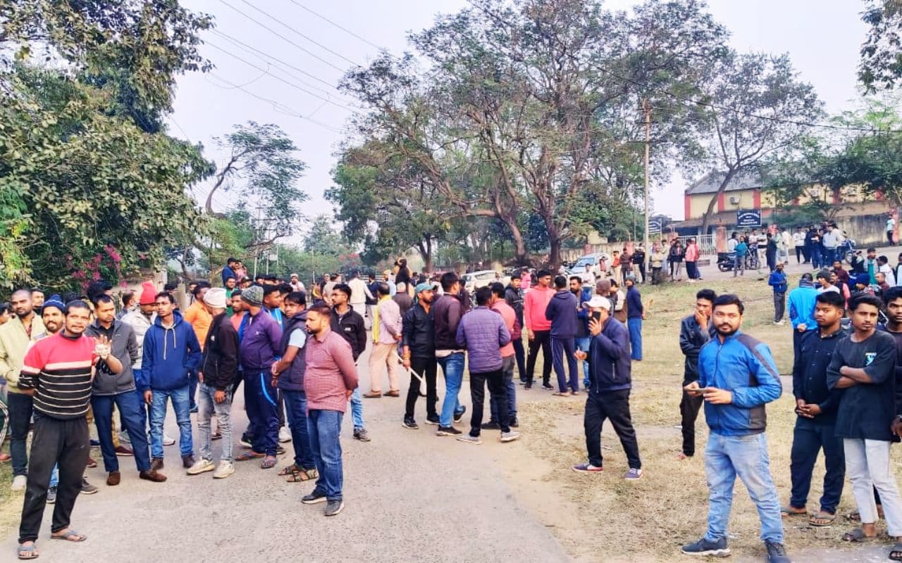 जयराम महतो समेत 7 पर केस दर्ज, सीसीएल क्वार्टर पर कब्जा और चोरी का लगा आरोप