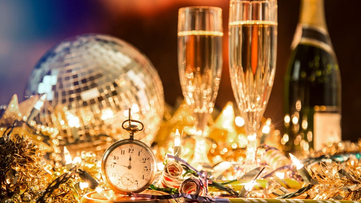 New Year Celebration Ideas : न्यू ईयर पार्टी को करें सेलिब्रेट ये 5 शानदार अंदाज मे