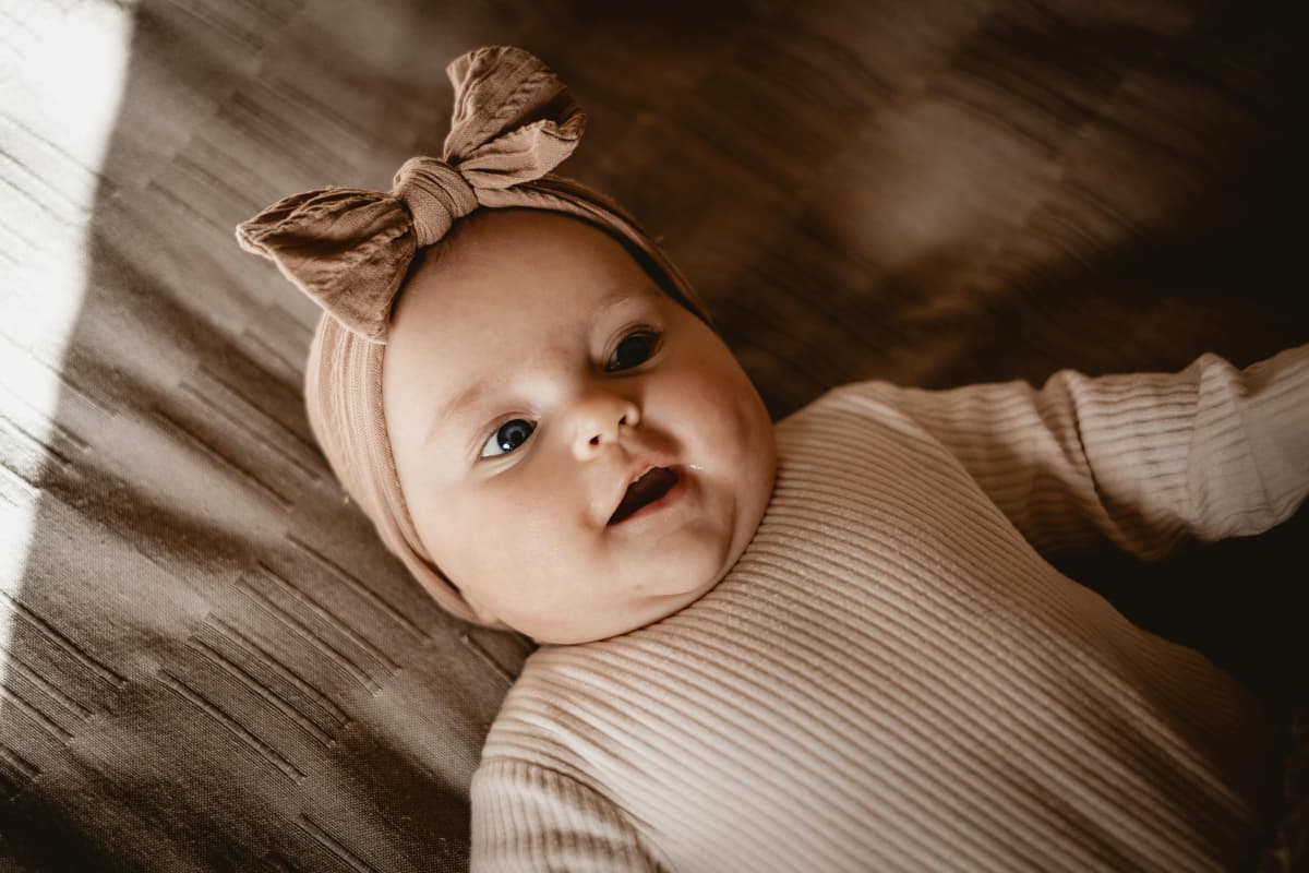 Baby Names: आपकी बेटी के लिए नहीं मिलेंगे इससे प्यारे और खूबसूरत नाम, जरूर डालें लिस्ट पर एक नजर