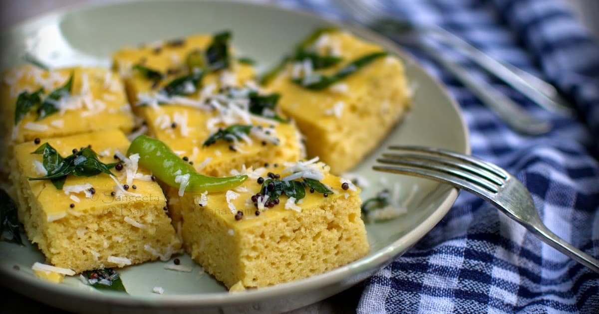 Winter Season Food : सर्दी के मौसम में टेस्टी बेसन का ये ढोकला, जानें विधि