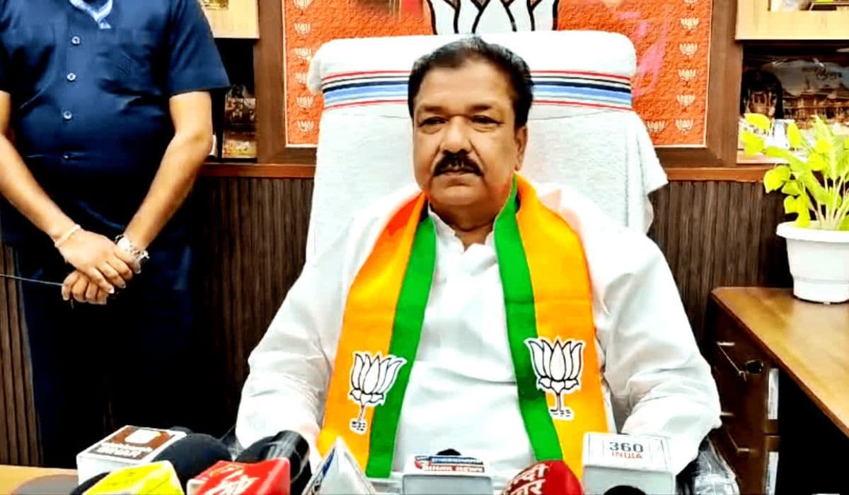 Bihar Politics: दिलीप जायसवाल बोले- तेजस्वी यादव वीडियो कॉल वाले नेता, राहुल गांधी पर भी बरसे बीजेपी अध्यक्ष