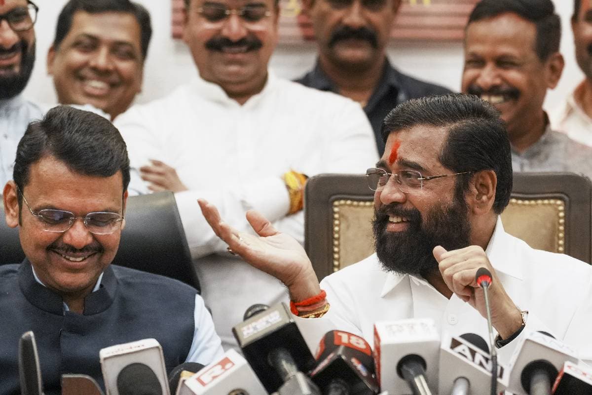 Maharashtra Cabinet Expansion : आखिर कैसे मान गए एकनाथ शिंदे? बंद कमरे में देवेंद्र फडणवीस से की मुलाकात
