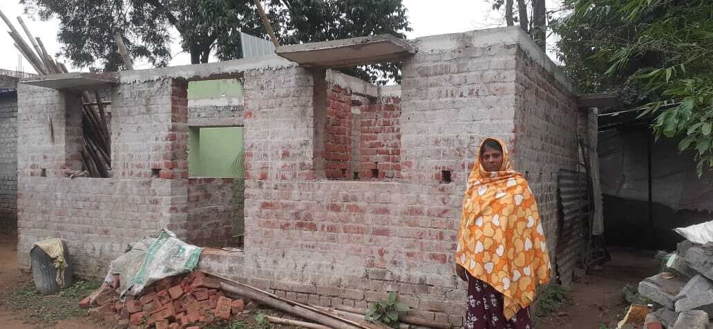 East Singhbhum : अबुआ आवास : दो लाख में घर बनाना मुश्किल, लाभुकों को अपने स्तर से करना पड़ रहा खर्च