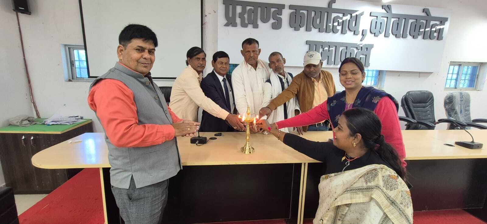 जन आरोग्य समिति के सुदृढ़ीकरण पर बल