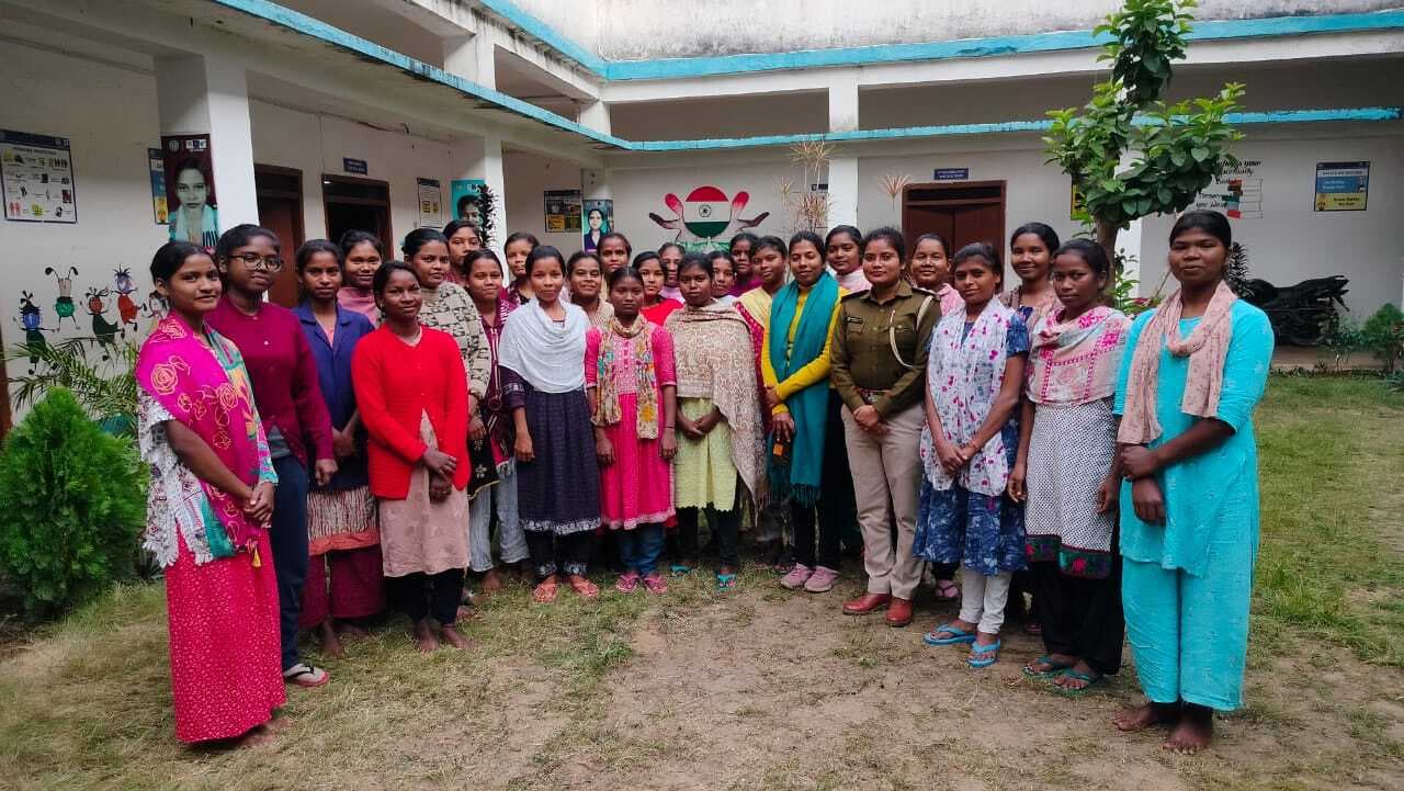 महिलाओं की आत्मरक्षा के लिए चलाया जागरूकता अभियान