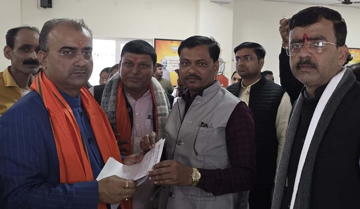 स्वास्थ्य मंत्री से सीएचसी कसबा में डॉक्टर की कमी दूर करने की मांग