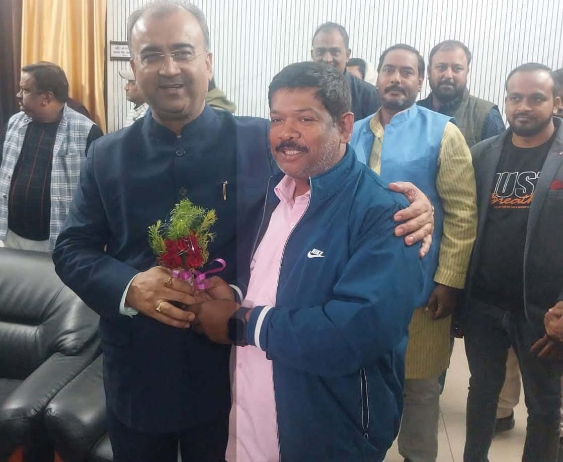 स्वास्थ्य मंत्री से गुलाबबाग में हेल्थ सेंटर खोलने की मांग