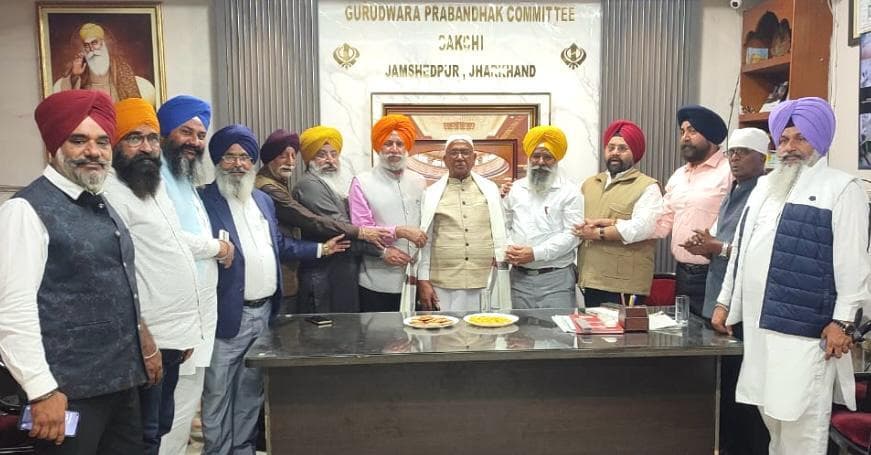 Jamshedpur news. कदमा, मानगो भाजपा मंडल व साकची गुरुद्वारा कमेटी ने किया सरयू राय का अभिनंदन