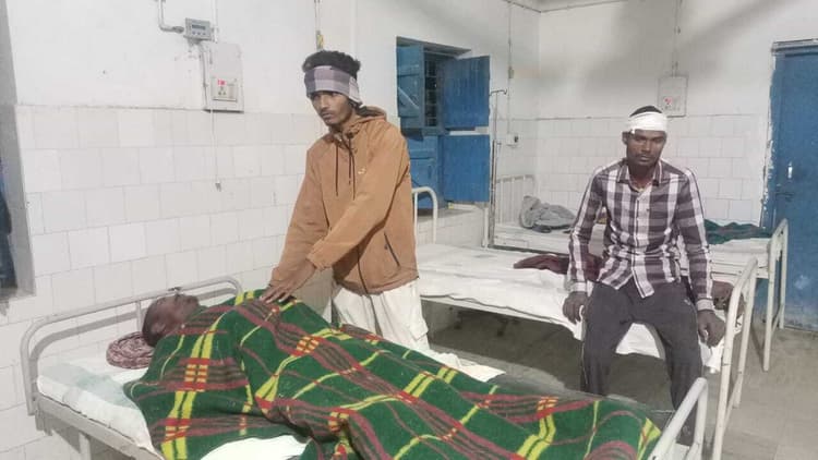 भूमि विवाद में जमकर मारपीट, एक की हालत गंभीर, रेफर