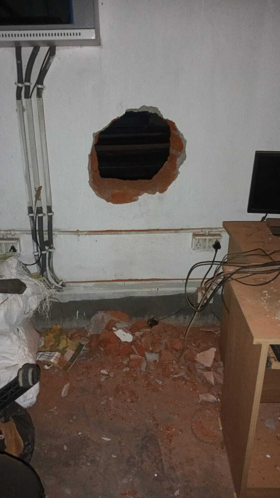 अज्ञात चोरों ने स्कूल से लाख रुपये मूल्य का सामान सेंधमारी कर चुराया