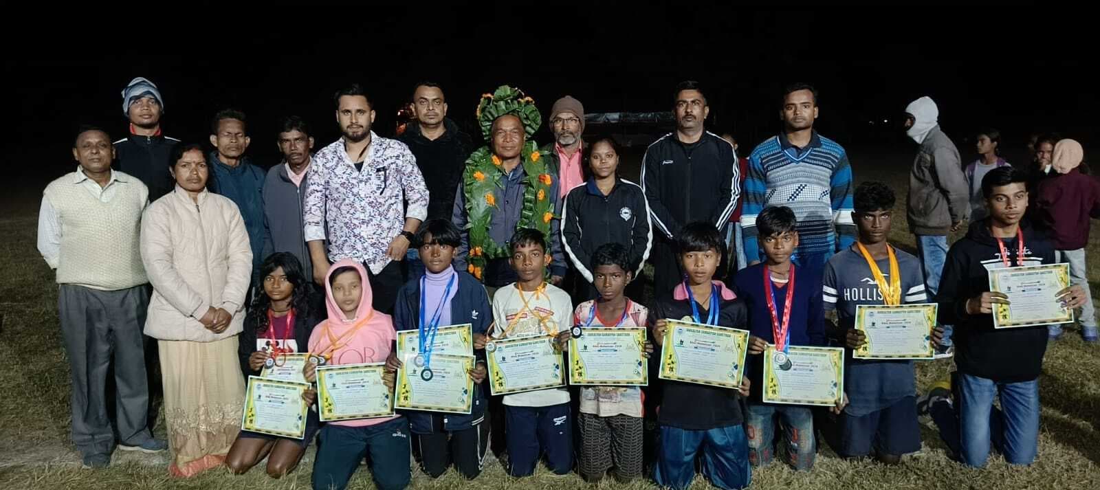 तैराकी में आंचल, श्रेया, रूपाली, श्रवण, रोहित को स्वर्ण