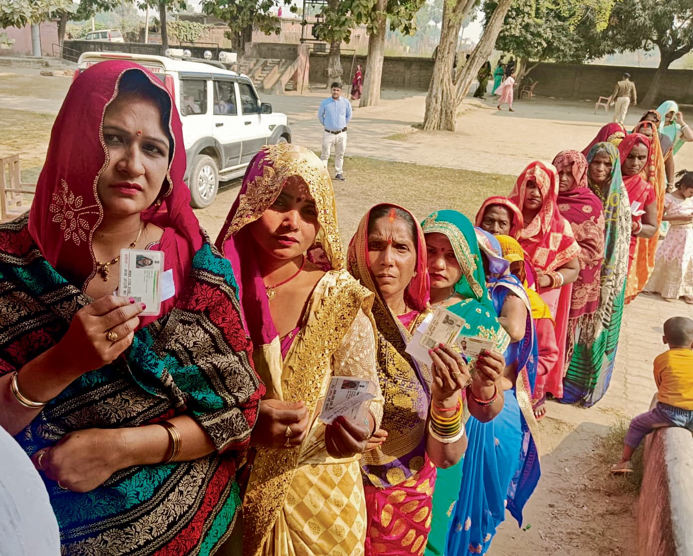 Gopalganj News : हथुआ में शांतिपूर्ण माहौल में 53.62 प्रतिशत हुई वोटिंग, सुरक्षाकर्मी रहे मुस्तैद