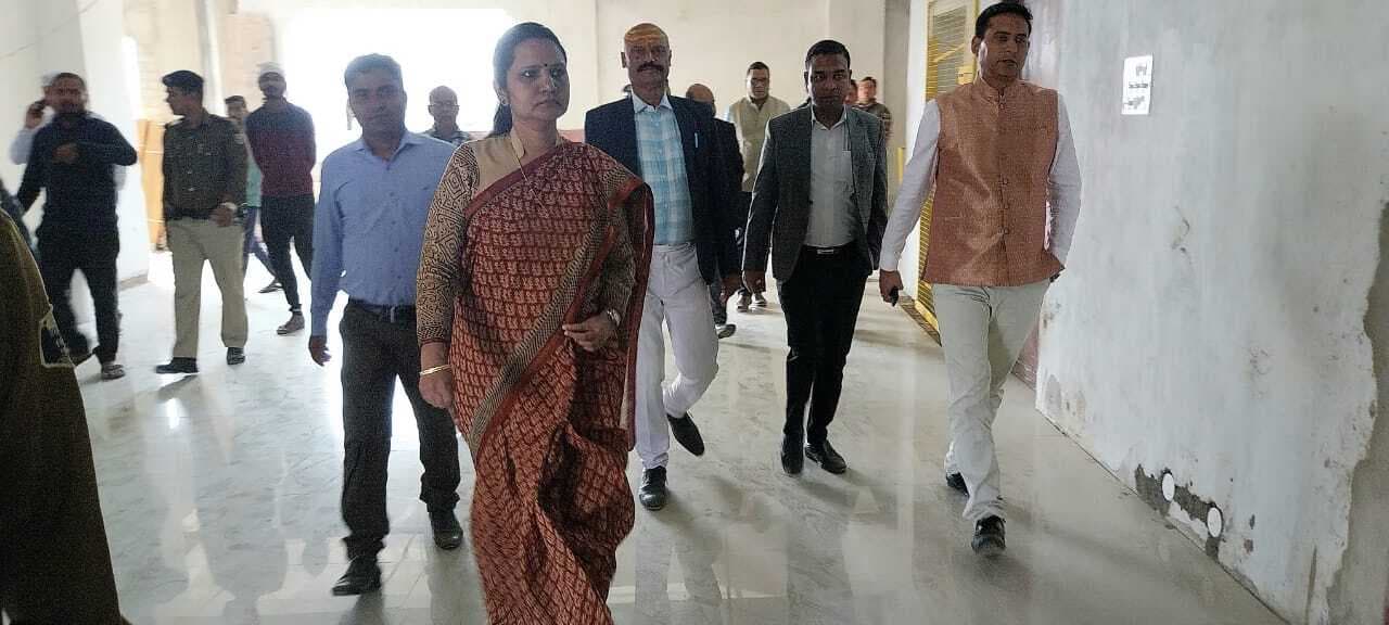 Madhubani News : जिला एवं सत्र न्यायाधीश ने बेनीपट्टी उपकारा का किया निरीक्षण