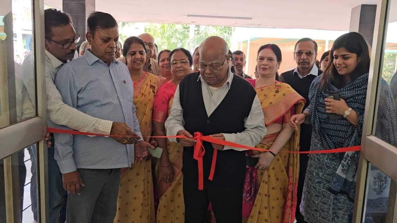 Dhanbad News:मेगा नेत्र जांच शिविर में 510 लोगों की हुई जांच