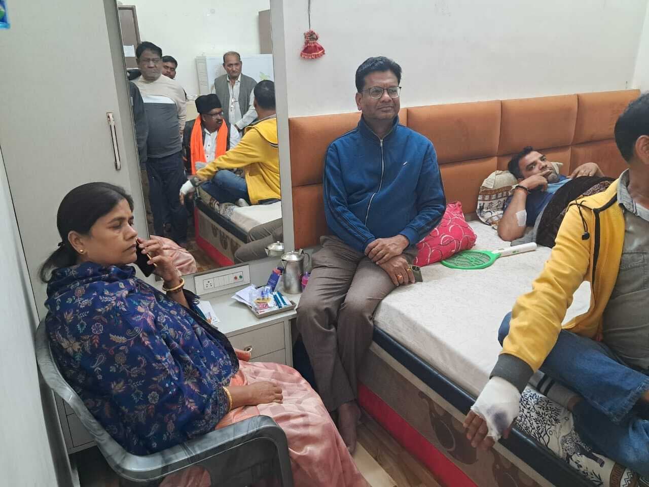 Dhanbad News: चिरकुंडा मामले में पुलिस आरोपियों पर करें कार्रवाई : अपर्णा