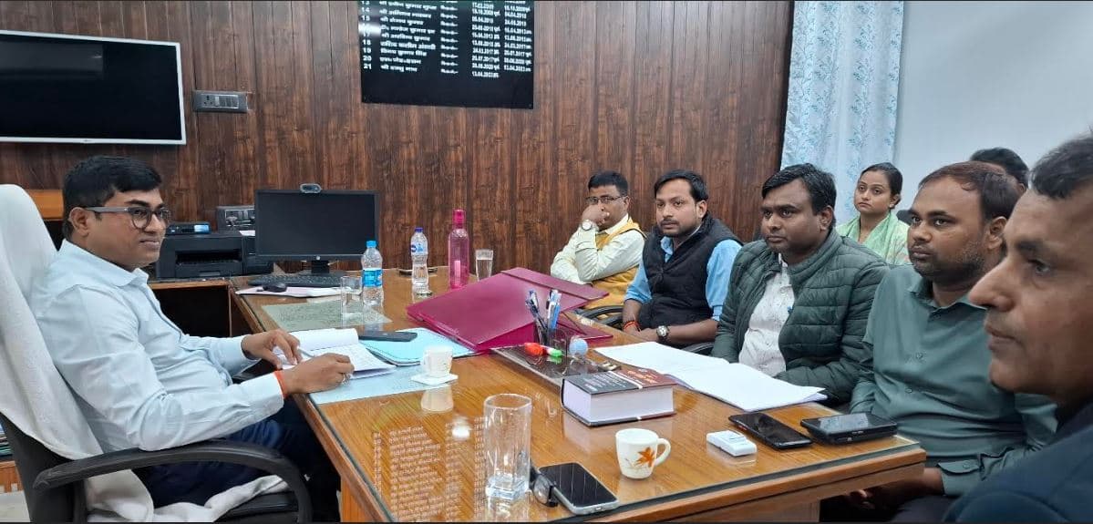 आरडीडब्ल्यू के कार्यों की सचिव ने की समीक्षा