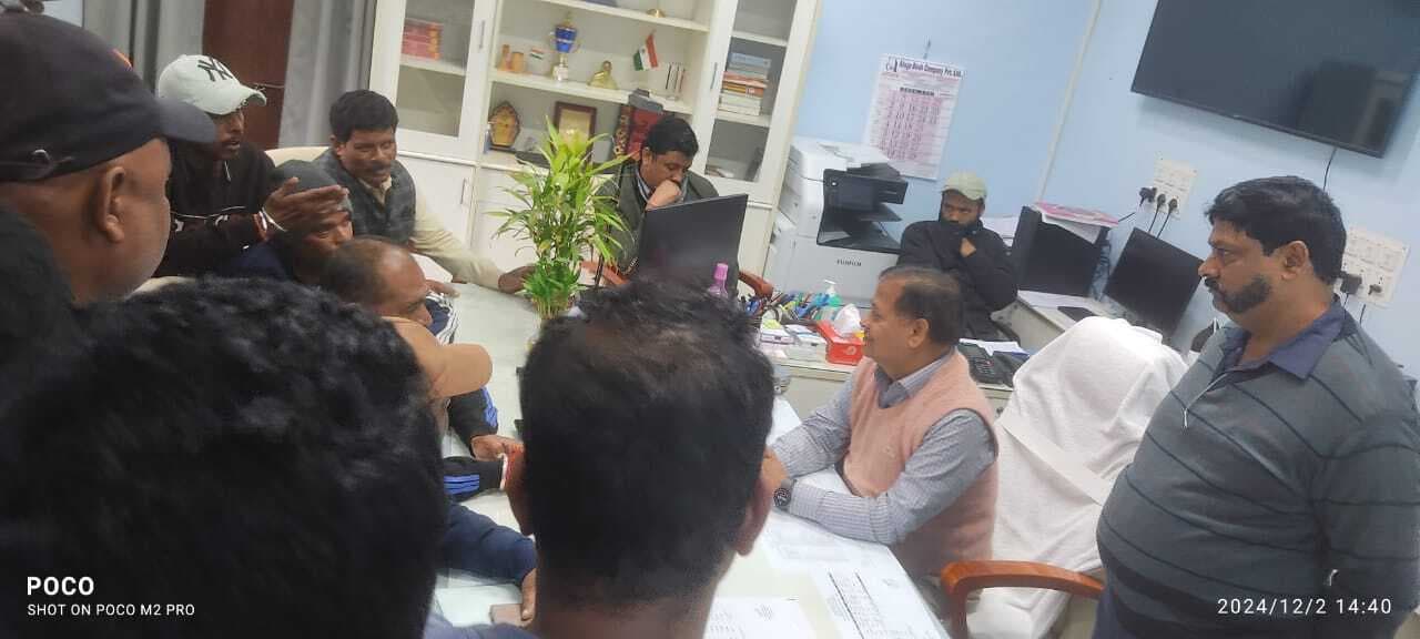 हादसे में घायल दूसरे युवक की भी मौत, सड़क जाम