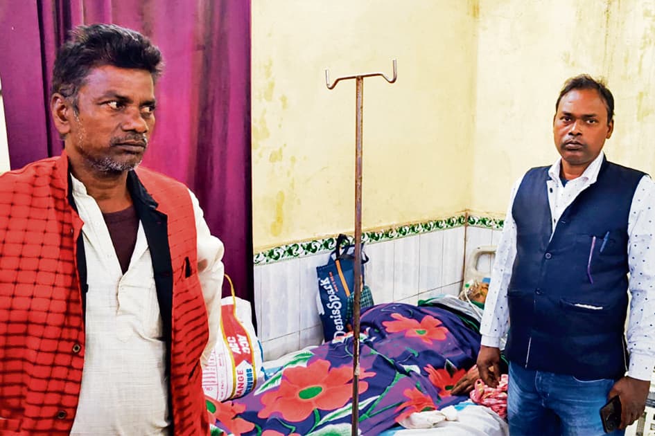 Gopalganj News : सदर अस्पताल में ऑक्सीजन नहीं मिलने से मरीज की गयी जान, परिजनों ने किया हंगामा
