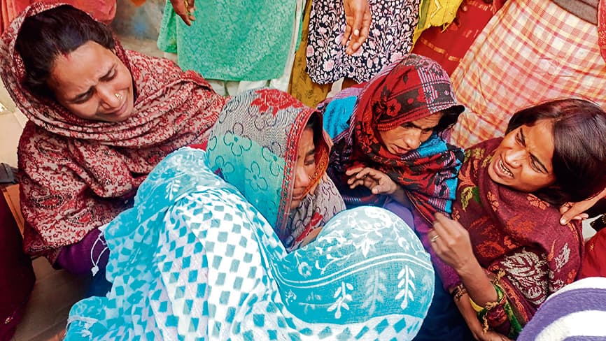 Hajipur News : मॉर्निंग वाॅक के लिए निकले अधेड़ की अज्ञात वाहन के धक्के से मौत, हंगामा