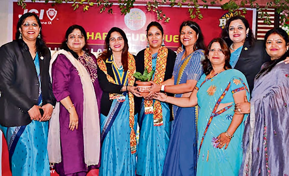 Jharsuguda News: नारी शक्ति में है समाज को एक नयी दिशा देने की क्षमता : त्रिपाठी