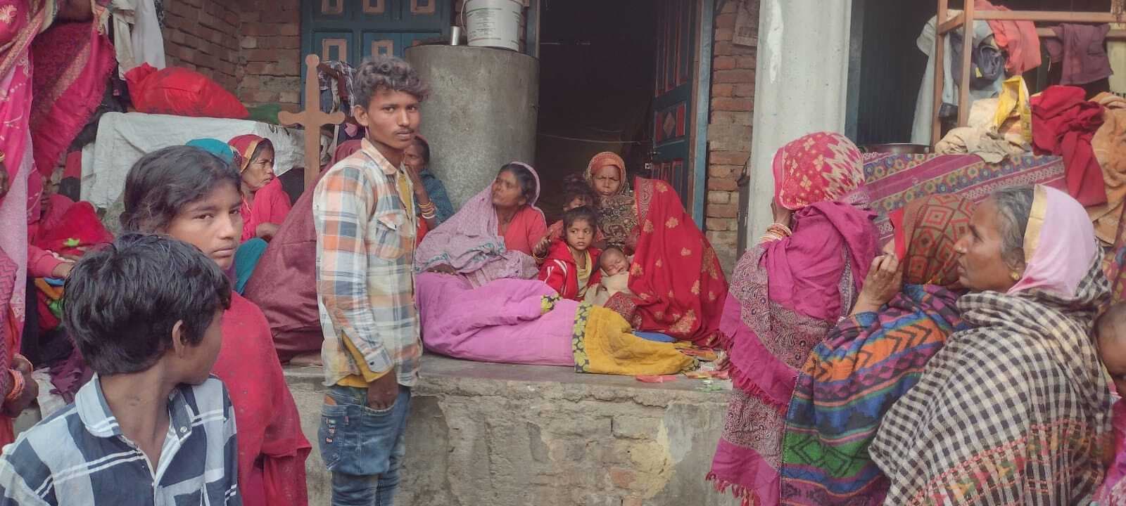 Darbhanga News: छत के ऊपर से गुजर रहे बिजली तार की चपेट में आने से युवक की मौत