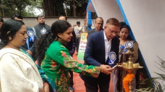 Chaibasa News : मन, वचन और कर्म से सुरक्षा के नियमों को आत्मसात करें : सीजीएम