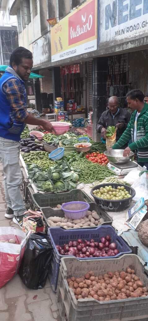 East Singhbhum : बंगाल से आवक पर रोक, घाटशिला में 40-50 रुपये किलो हुआ आलू