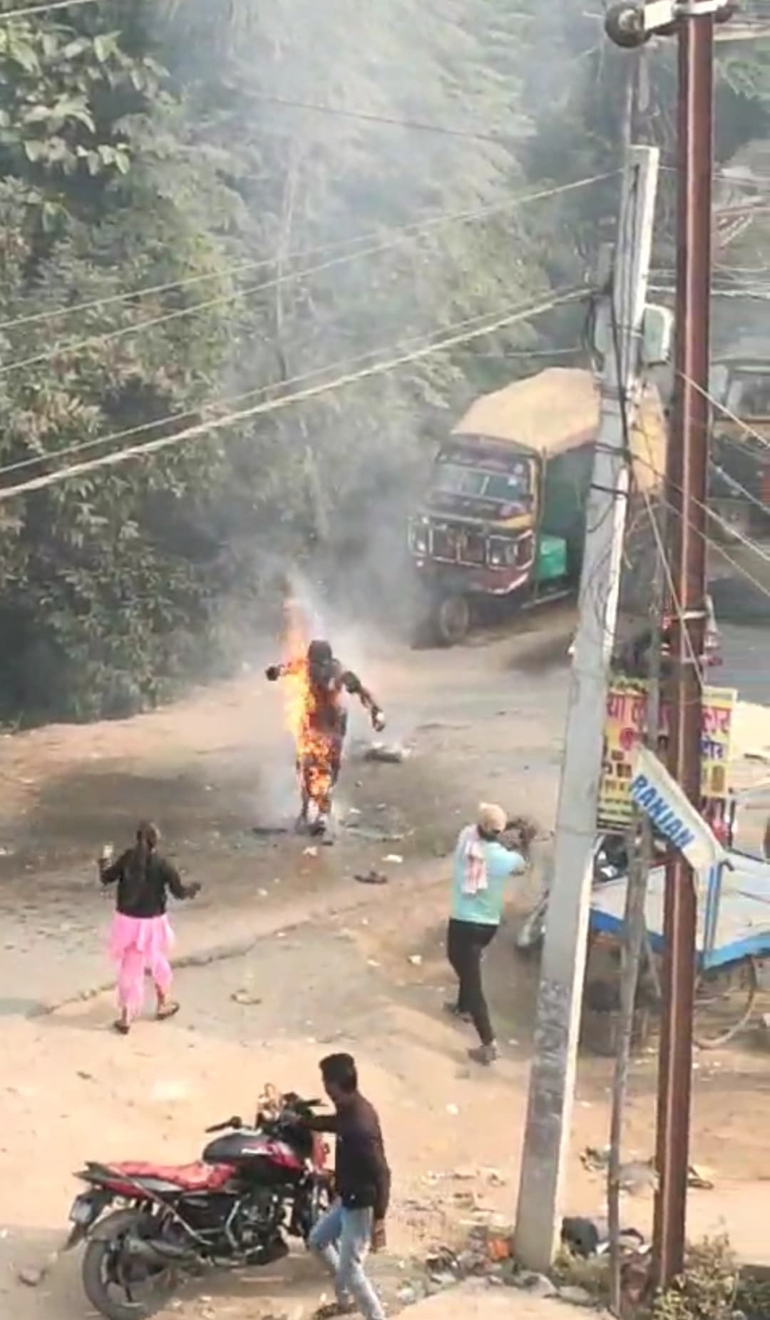 Patna News : पुनपुन में ट्रांसफाॅर्मर फटने से महिला की मौत, बेटी और नतिनी झुलसीं