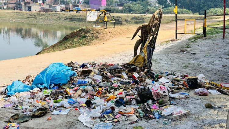 नहीं हो रहा है कचरे का उठाव, शहर में गंदगी का अंबार