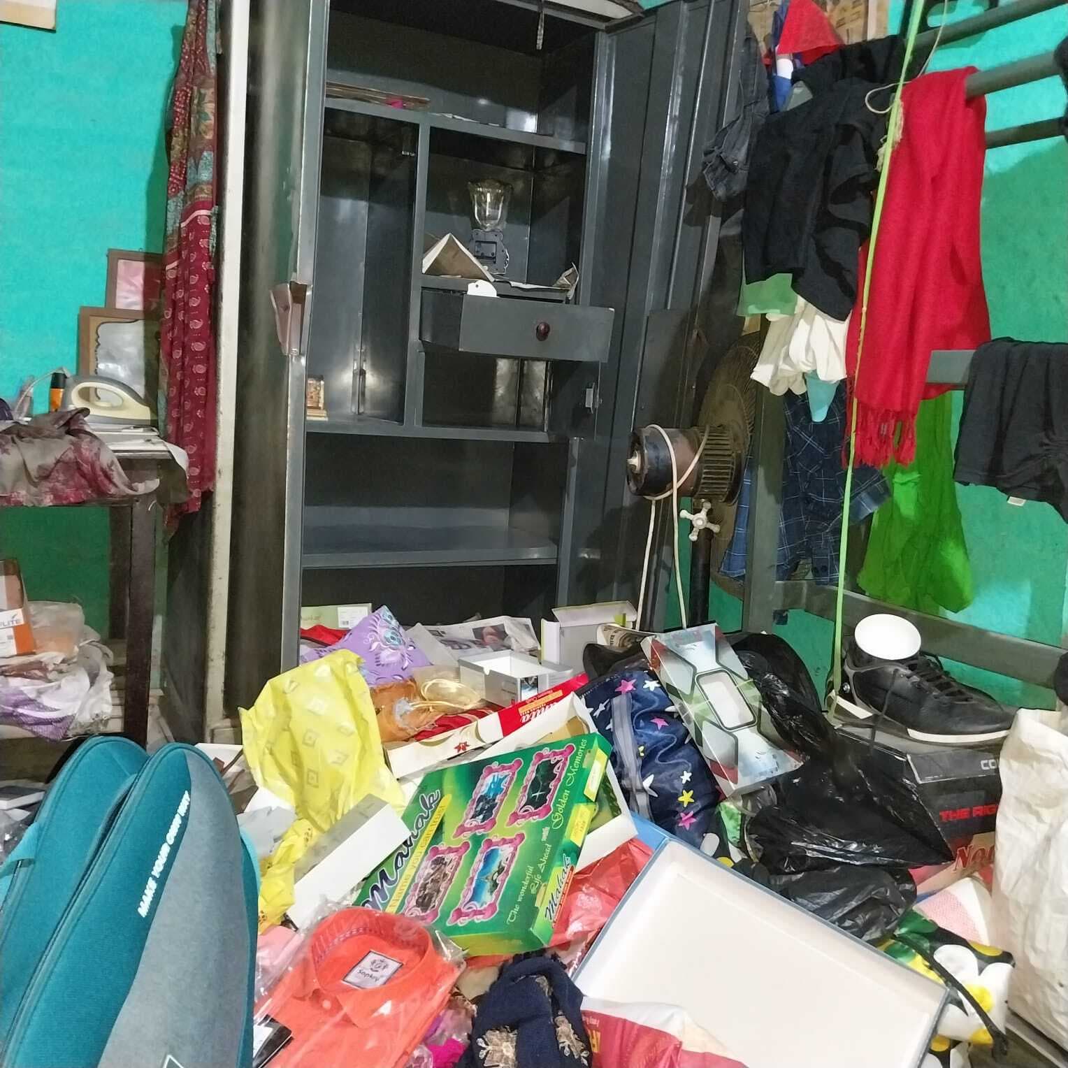 व्यवसायी के घर में नगद व जेवर समेत 10 लाख मूल्य की चोरी