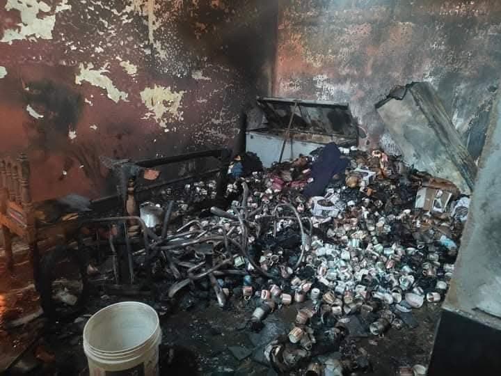 गोदाम में लगी आग, 80 लाख रुपये के सामान जले