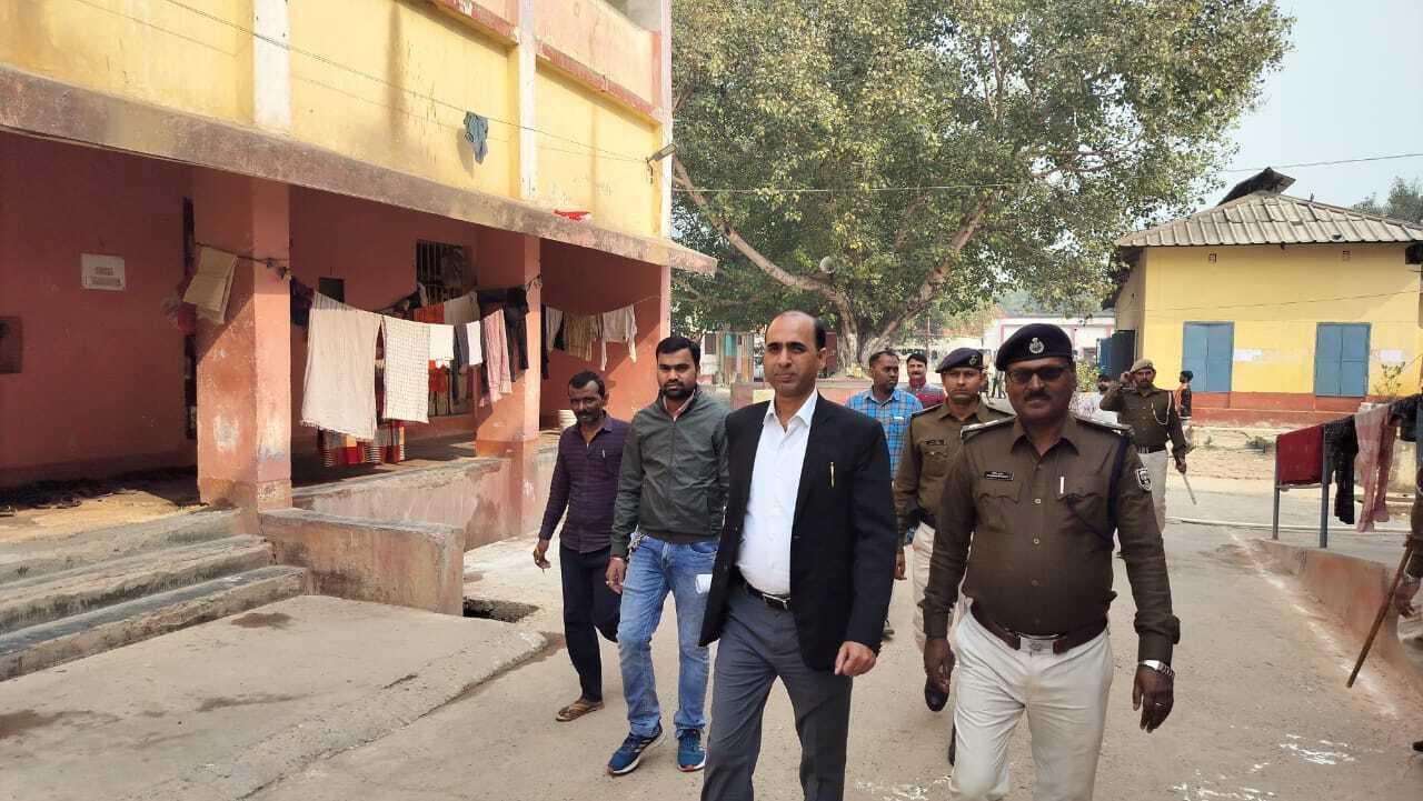 मंडल कारा में बंदियों को पानी पीने के लिए लगाए गए आयरन रिमूवल प्लांट खराब