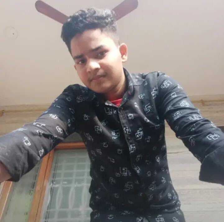 सड़क हादसे में घायल युवक रात भर सड़क किनारे तड़पता रहा, सुबह परिजन पहुंचे, तो हो चुकी थी मौत