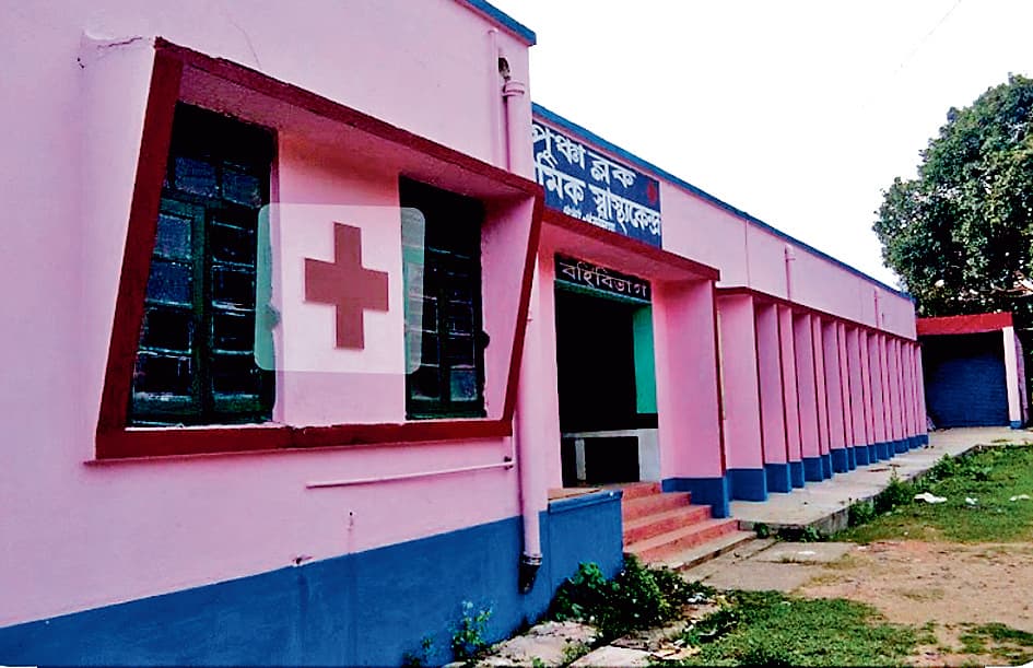 अस्पताल के क्लर्क पर नर्सों को धमकी देने का आरोप