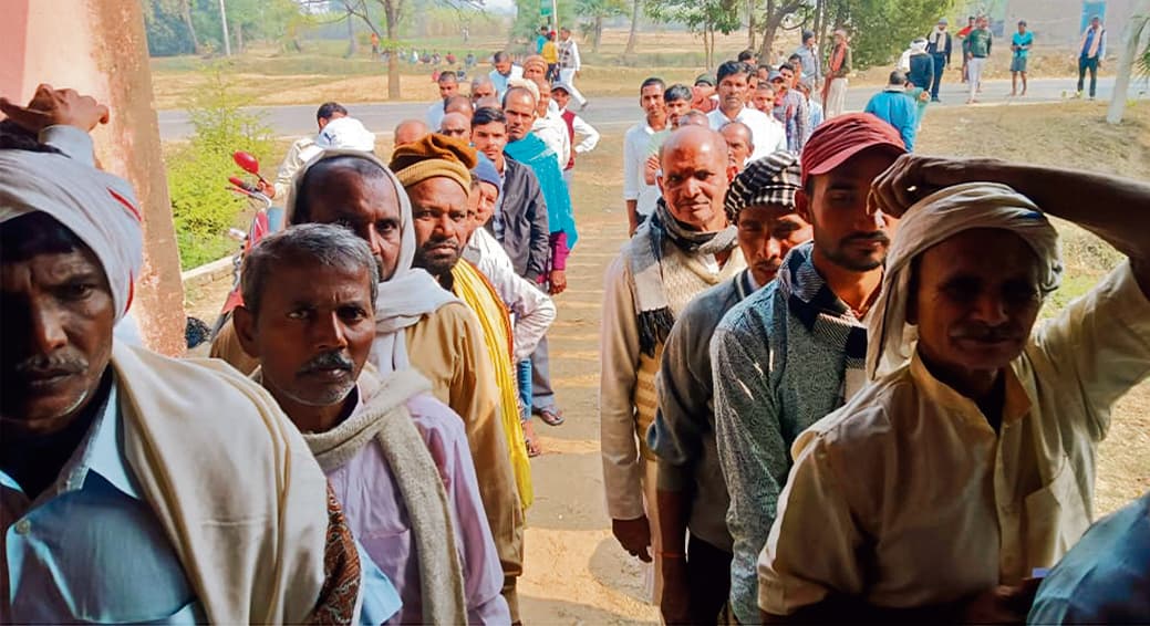 घोसी में 63.2, हुलासगंज में 71.18 व मोदनगंज में 61.18% हुई वोटिंग