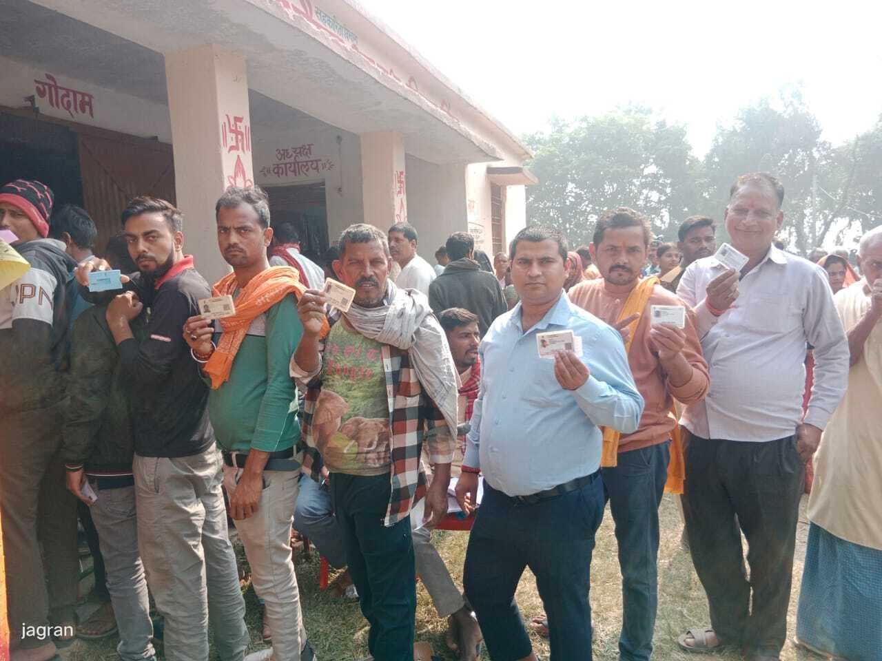 आठ प्रखंडों में 50 पैक्सों के चुनाव में 57.29% वोटिंग, गिनती आज