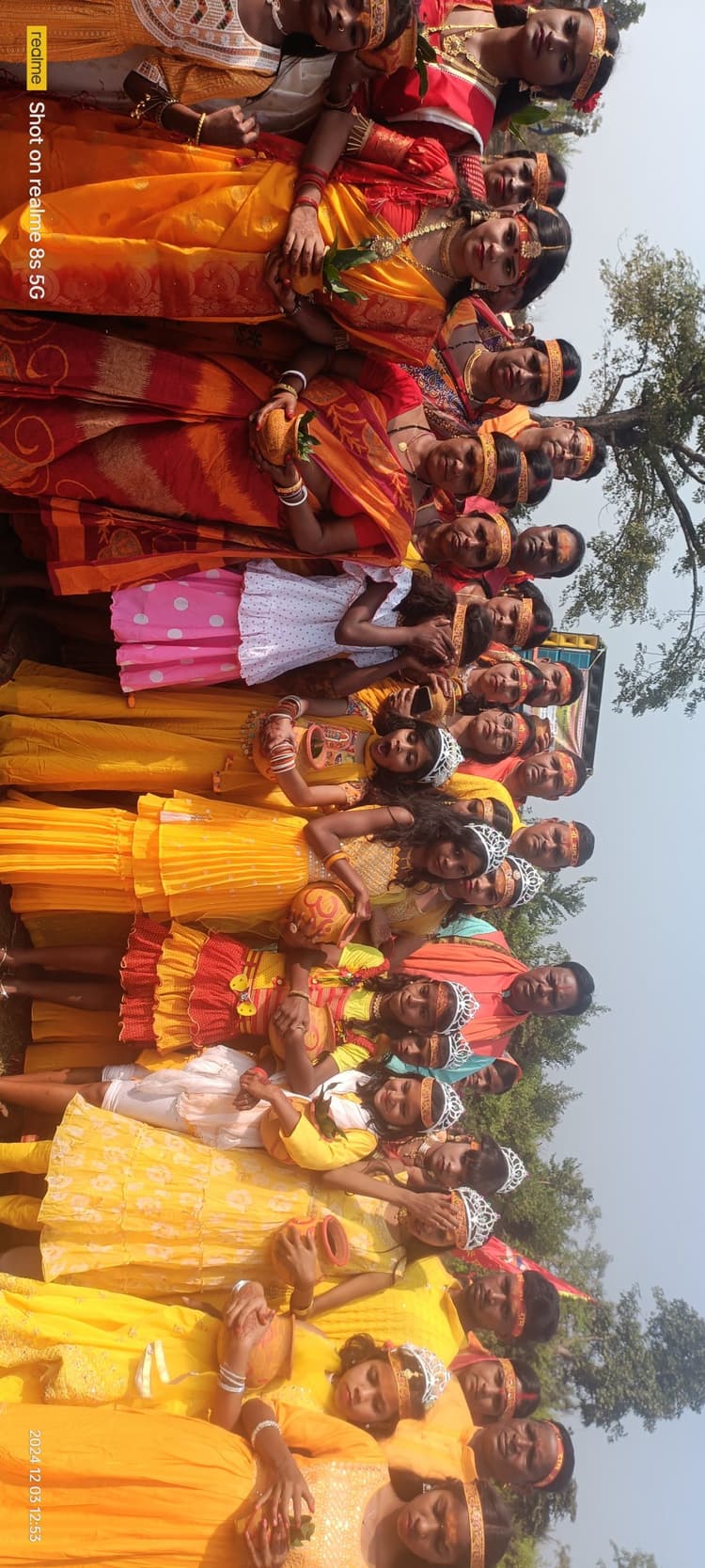 Dhanbad News:चैता में लक्ष्मी-नारायण यज्ञ को निकली कलश यात्रा