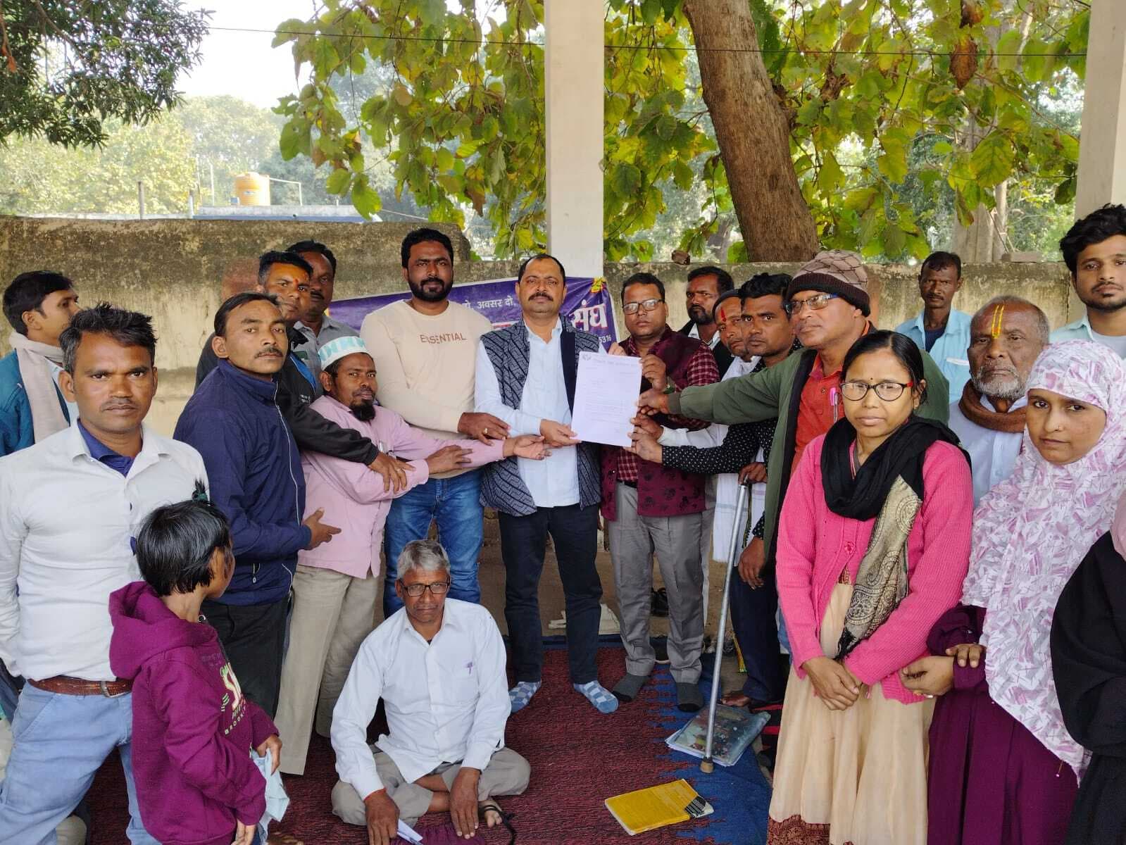 Giridih News: विश्व दिव्यांगता दिवस पर दिव्यांग मिलन समारोह का आयोजन