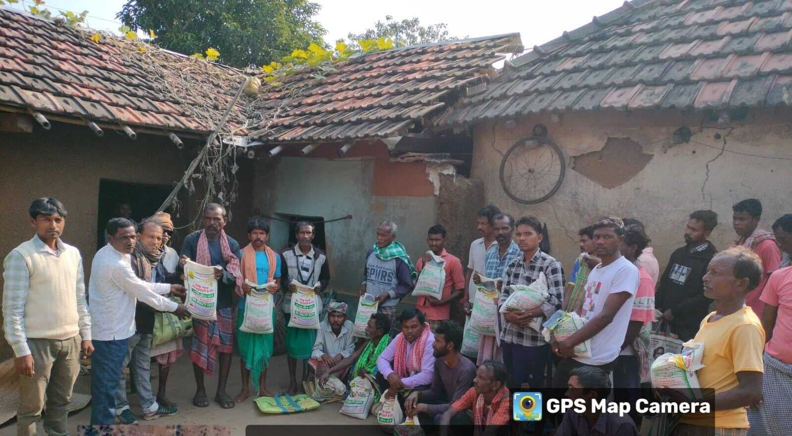 Pakur News: किसानों के बीच मसूर बीज का वितरण