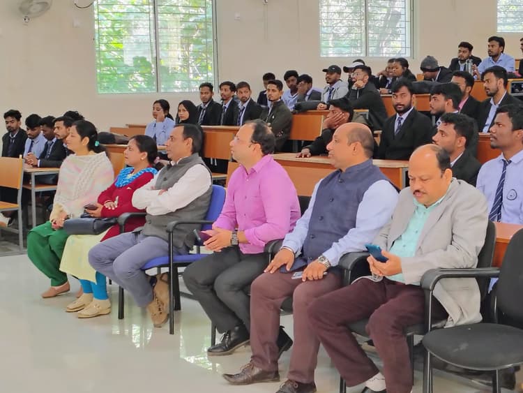 Education News : डीएसपीएमयू में क्लाउड कंप्यूटिंग के मूल सिद्धांत पर कार्यशाला