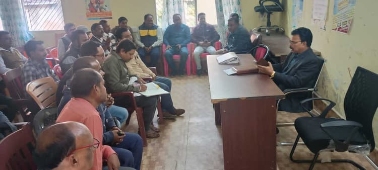 Jamtara News: कार्डधारियों के प्रत्येक सदस्यों का जल्द करायें ई-केवाइसी: सीओ