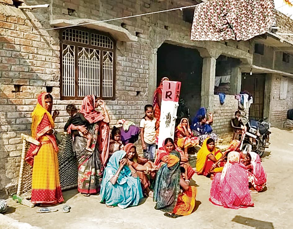 hajipur news. बोरे में बंद मिला युवक का शव, परिजनों ने जतायी हत्या की आशंका