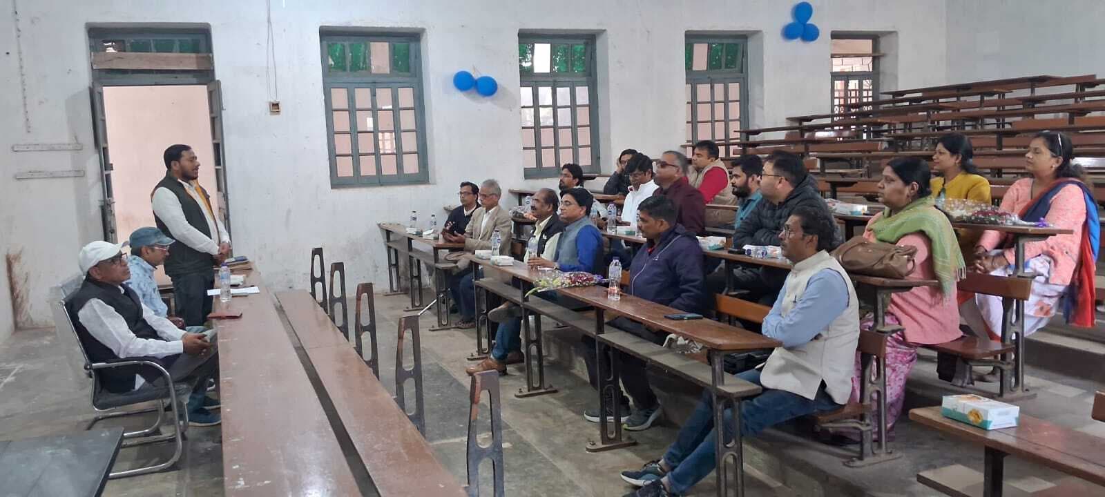 डीजे कॉलेज में नये सहायक प्राध्यापकों का किया स्वागत