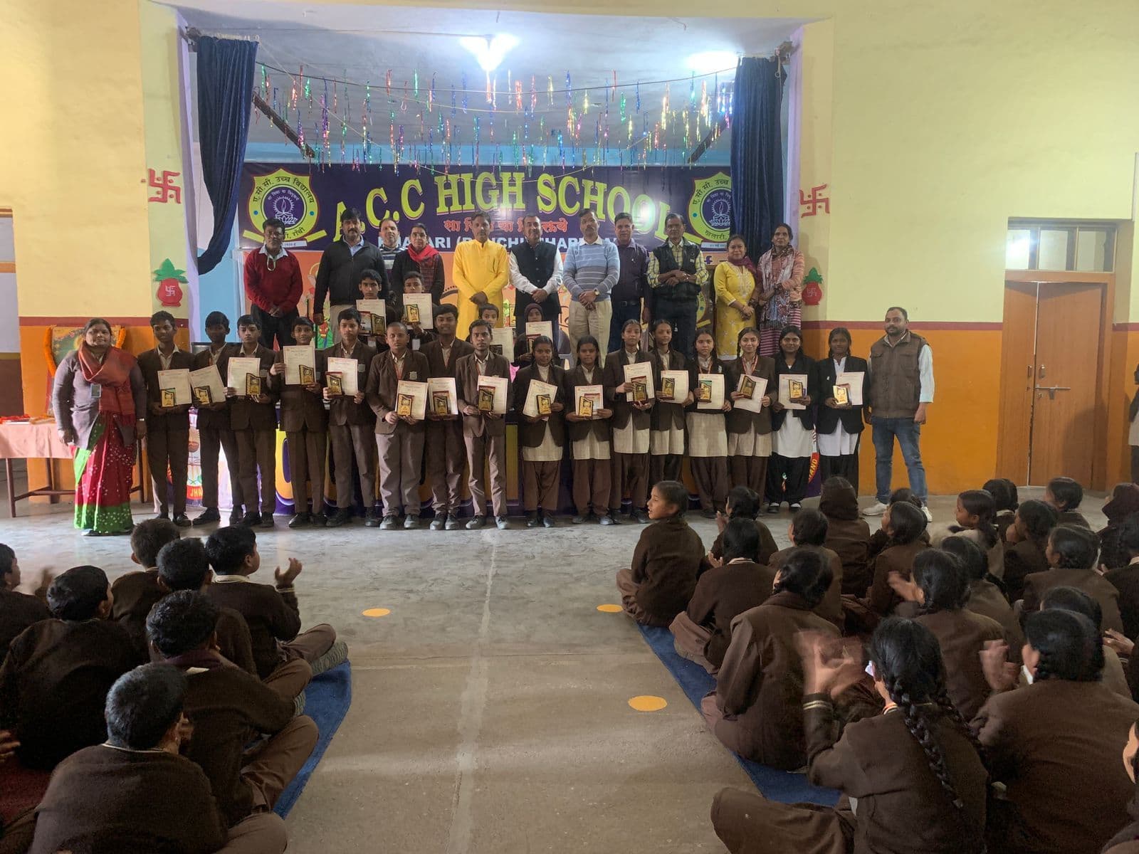 परीक्षा के सफल प्रतिभागियों को किया गया सम्मानित