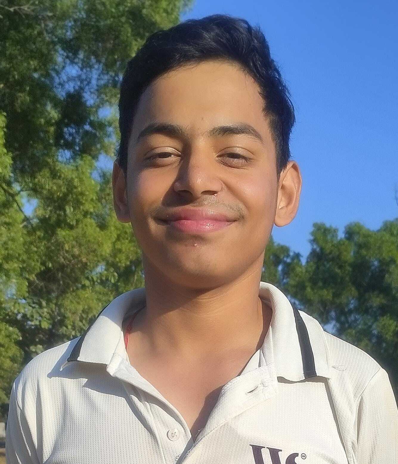 Cricket: यंग मोनार्क और ओडीएम सफायर जीते