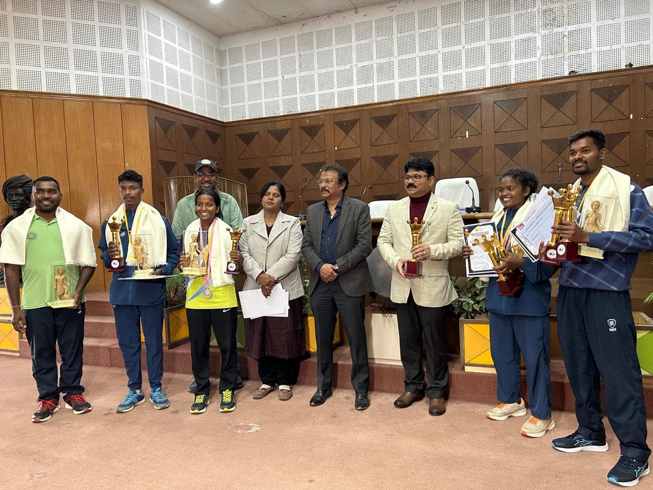 Archary: नेशनल तीरंदाजी में चार स्वर्ण पदक जीतने वाले तीरंदाज हुए सम्मानित