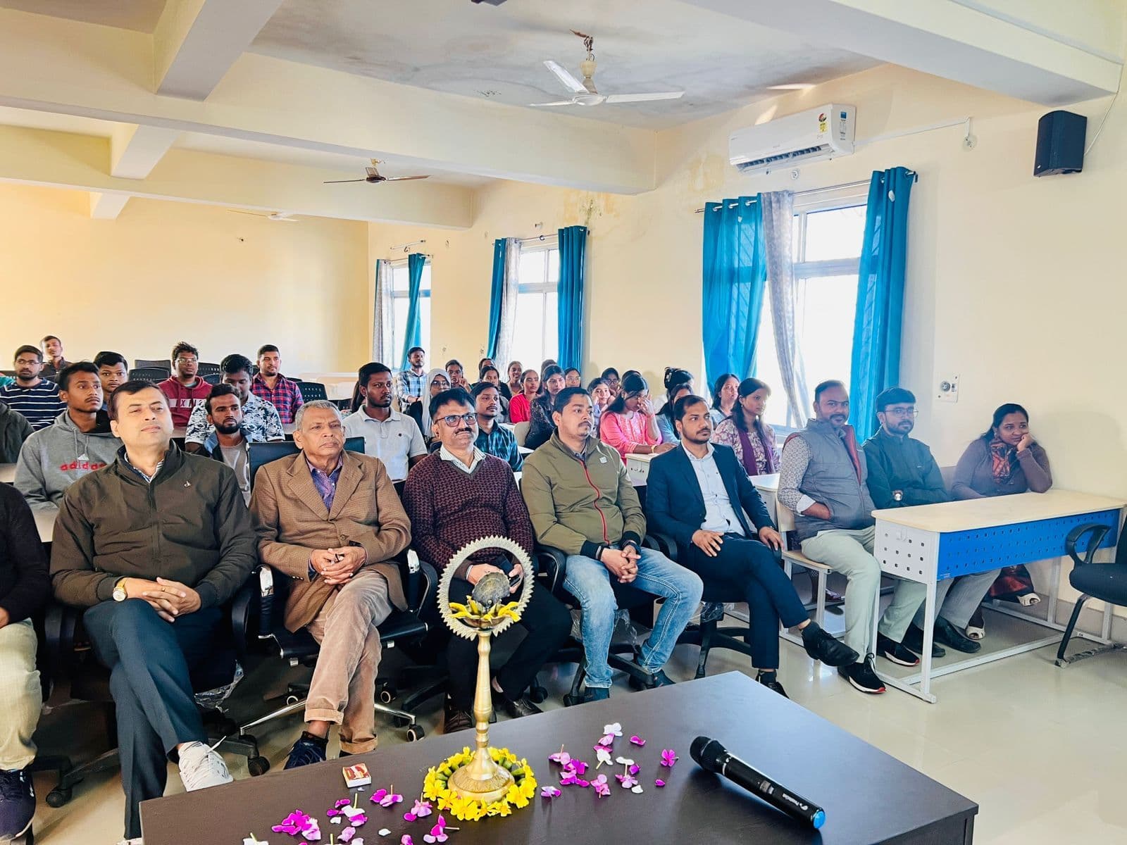 Deoghar News : मिट्टी के सम्मान और संरक्षण का लिया संकल्प